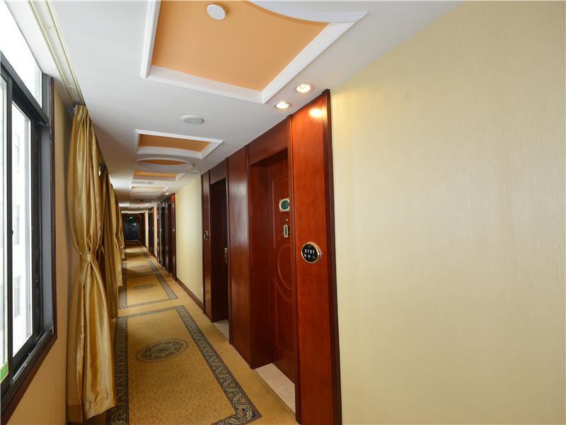 Vienna International Hotel Shanghai Pudong New District Caolu Exteriör bild